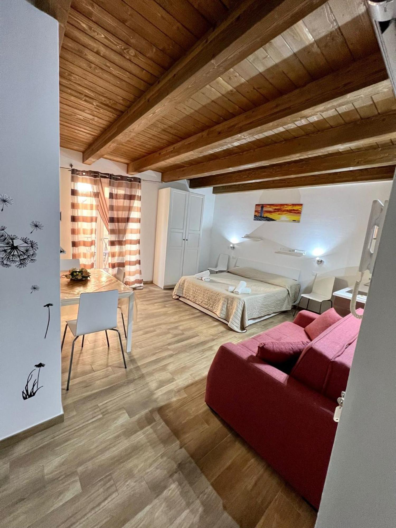 67 Rooms Cefalu Exterior photo