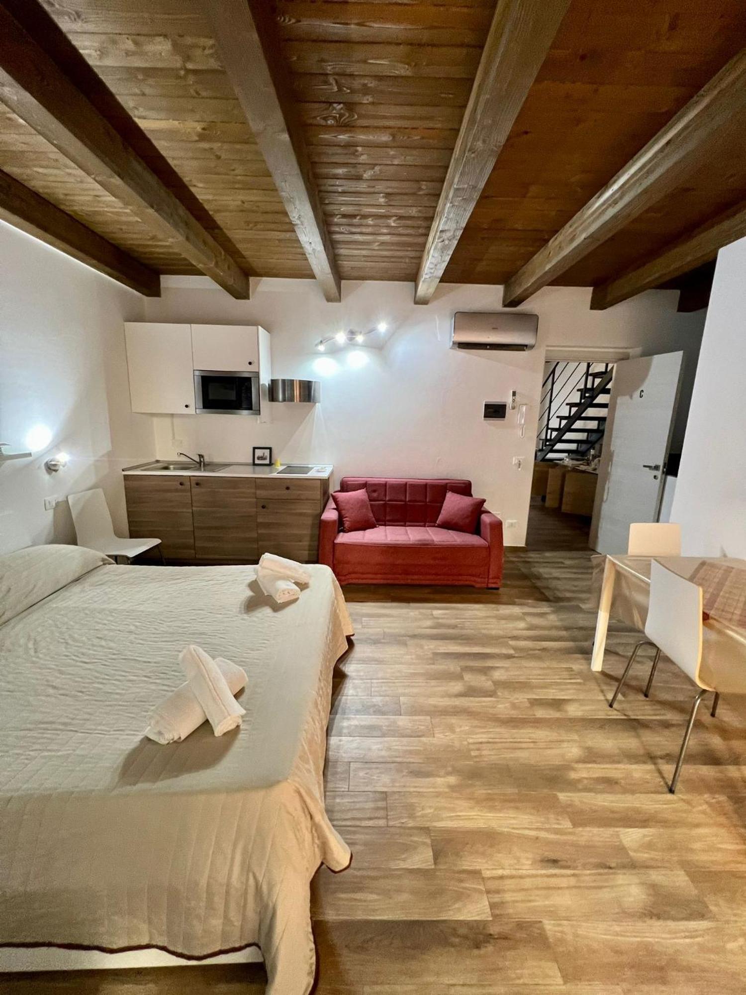 67 Rooms Cefalu Exterior photo