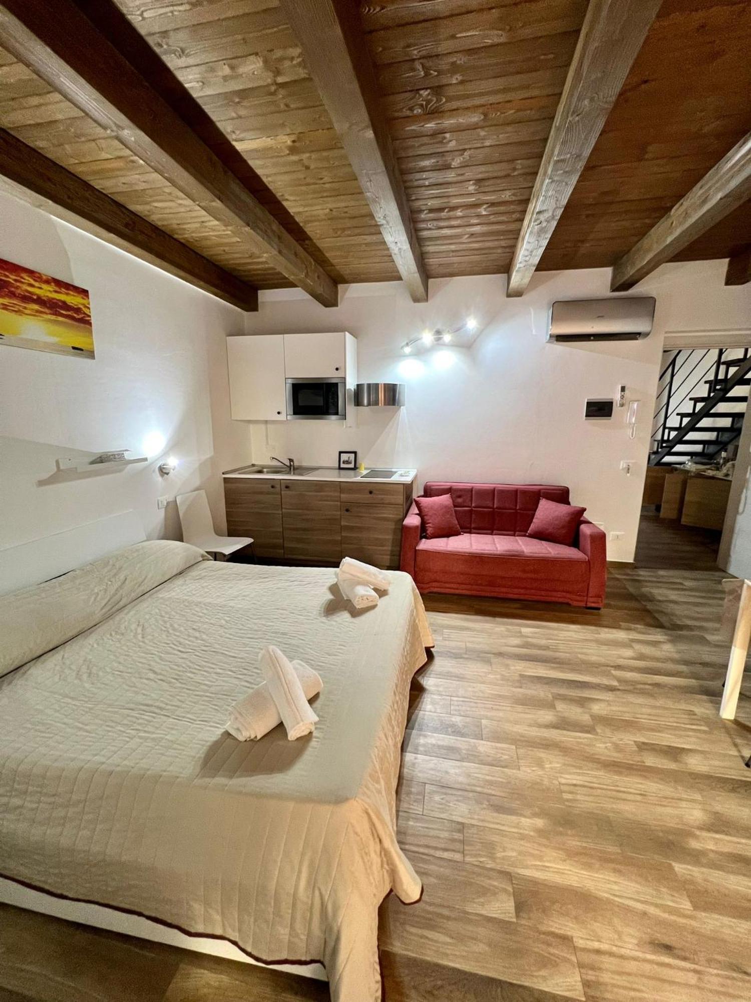 67 Rooms Cefalu Exterior photo
