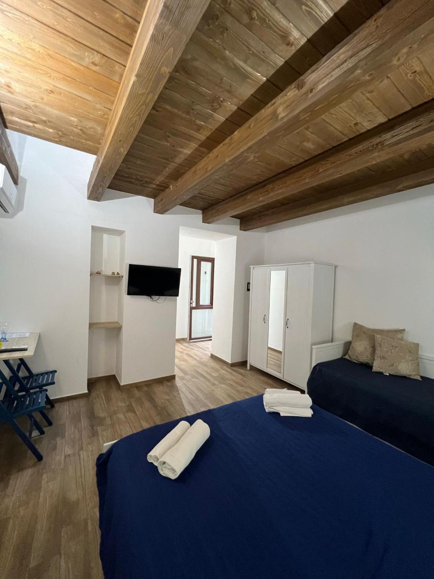 67 Rooms Cefalu Exterior photo
